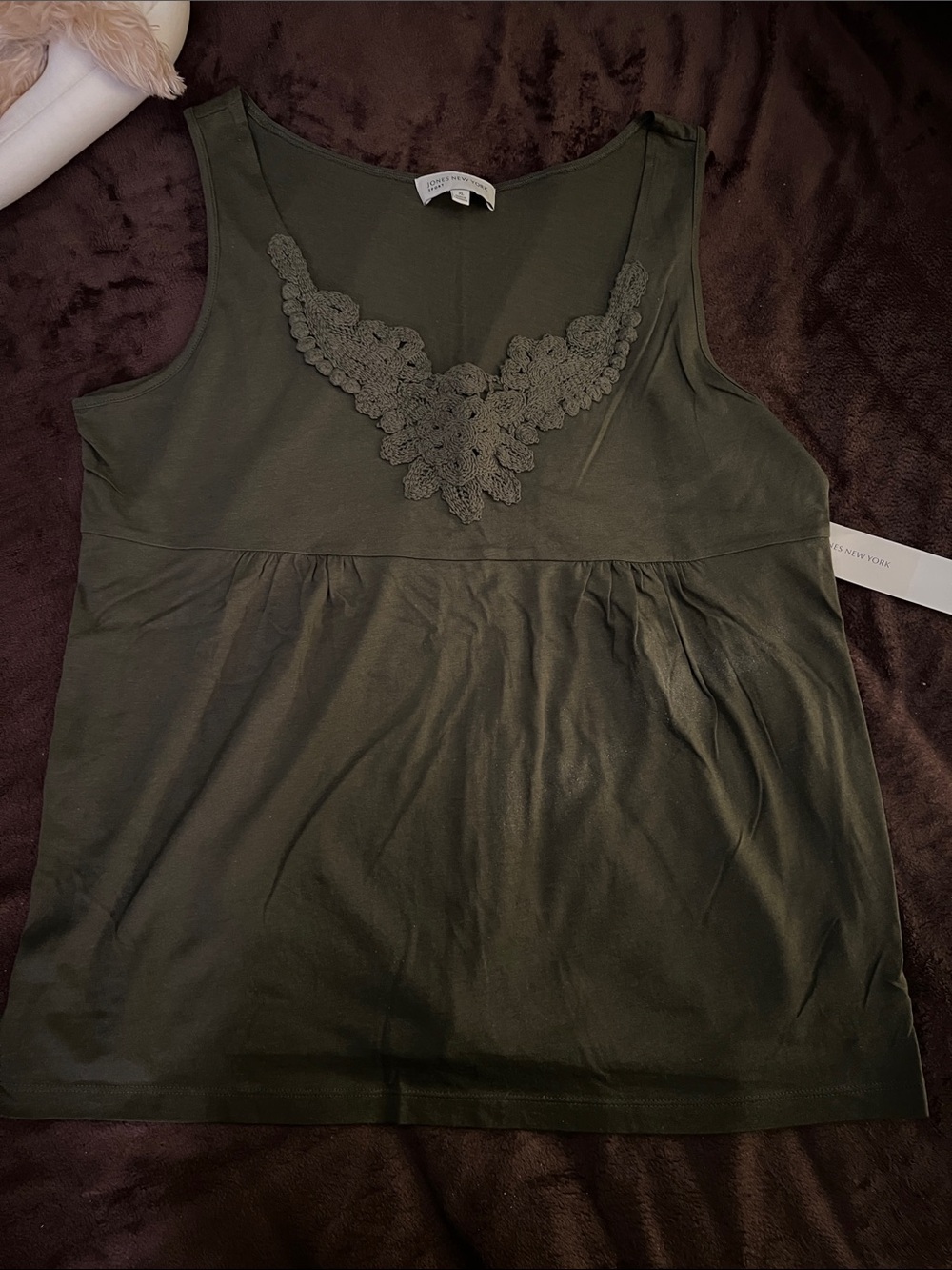 Jones New York Olive Green Lace-Accent Tank Top